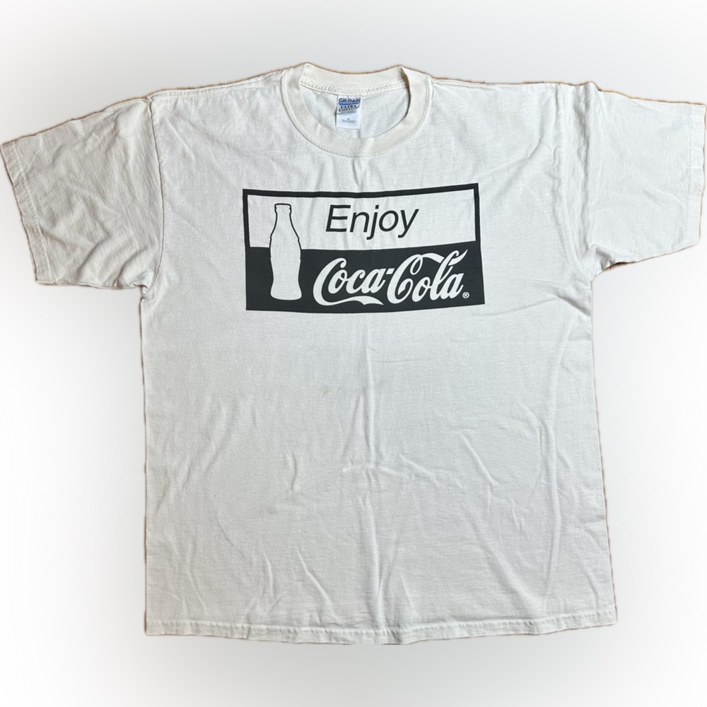 Vintage 2000s Enjoy Coca-Cola Black and White T-Shirt